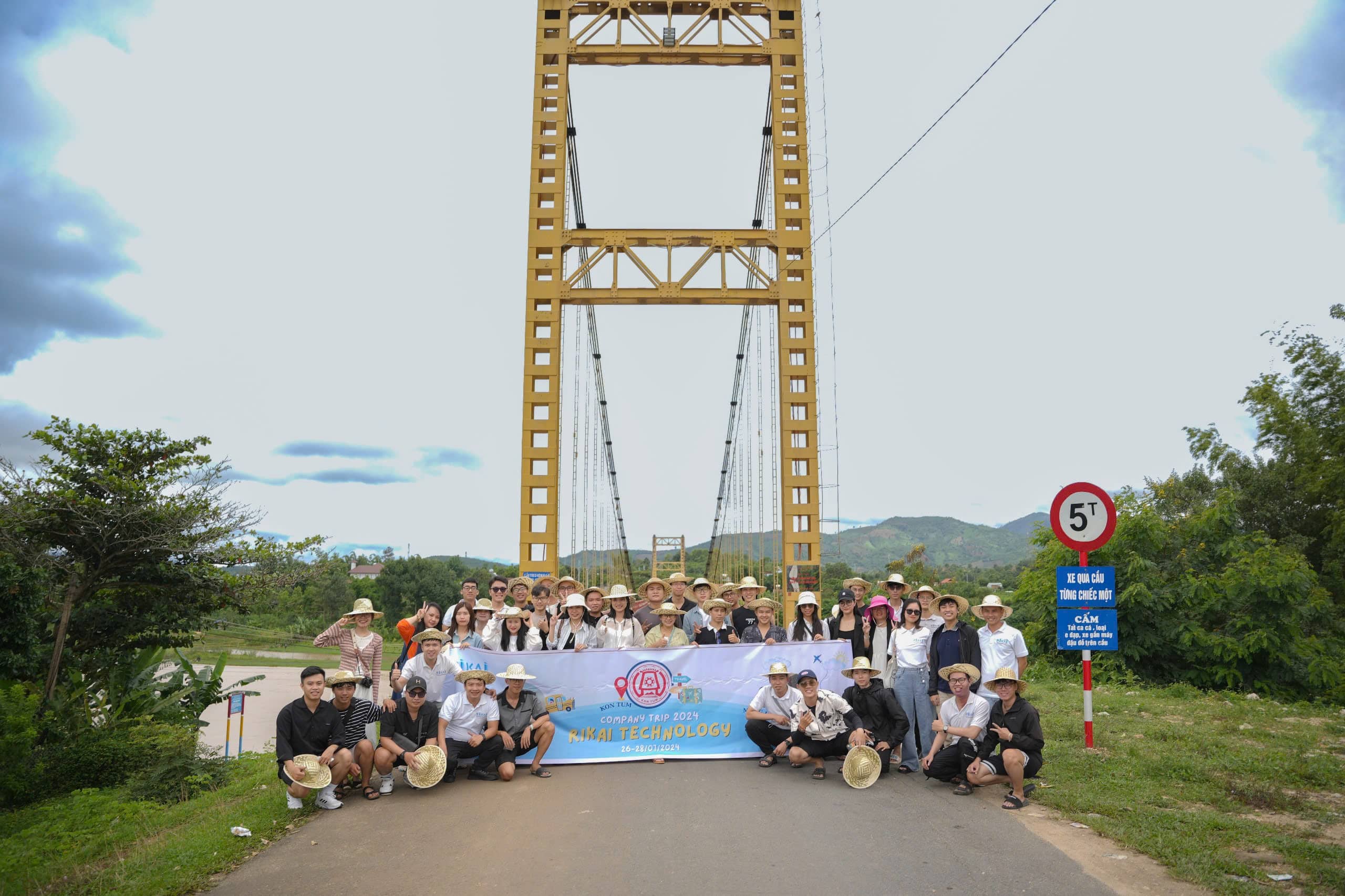 Chương Trình Company Trip của Công Ty Rikai Tại Măng Đen