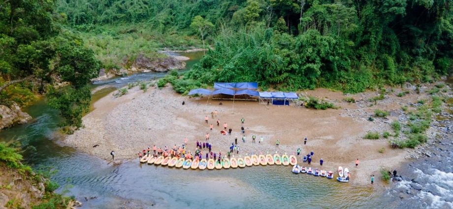 TOUR TREKKING TÂY GIANG TOUR TREKKING TÂY GIANG